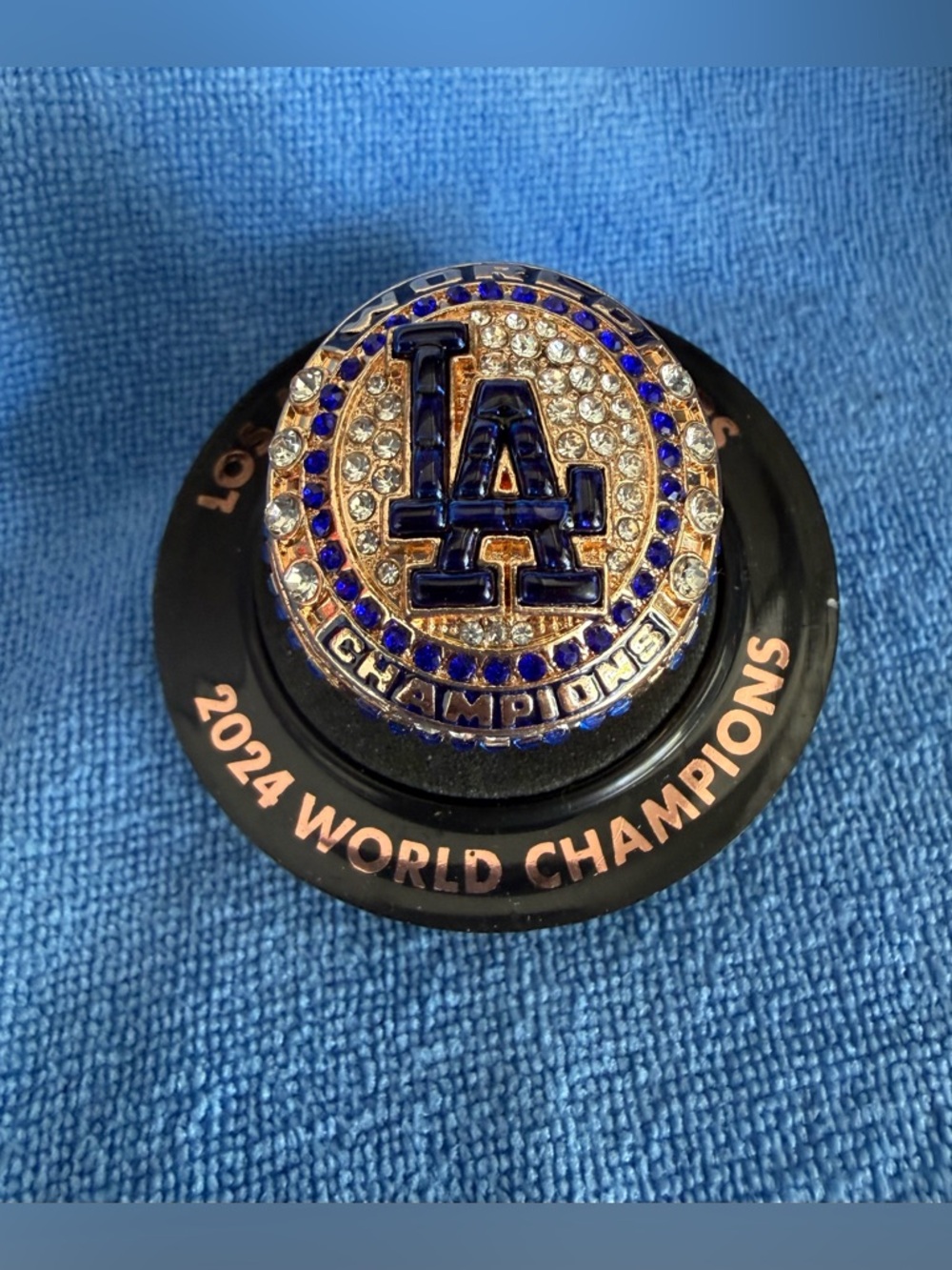 🔥2024 Mookie Betts Dodgers World Series Ring SGA 8/25 Stadium Giveaway Replica